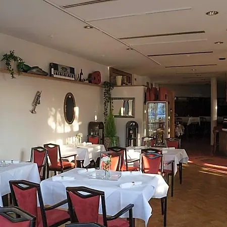 Hotel Schuetzenhaus Vorsfelde 3*