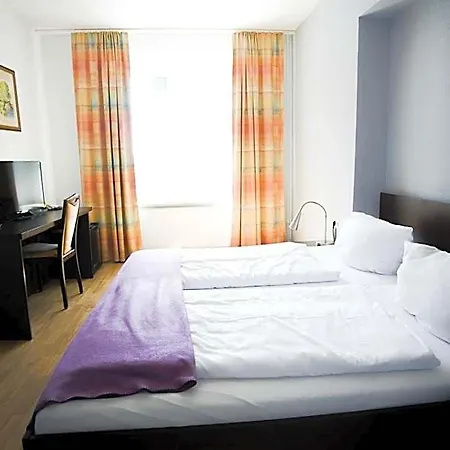 Hotel Schuetzenhaus Vorsfelde 3*